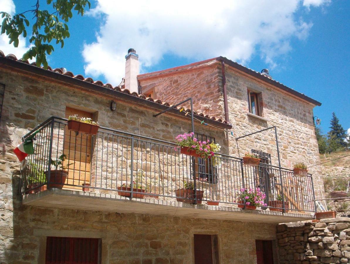 غوبيو Grannoce Bed And Breakfast المظهر الخارجي الصورة